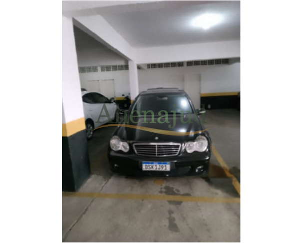 Foto de LOTE 095 - Duas Mercedes Benz