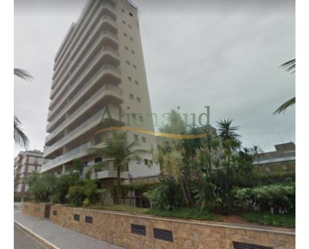 Foto de DIREITOS - Apart. c/ 2 dorms. e área útil de 84,490m² situado na Rua Chile em Guarujá/SP