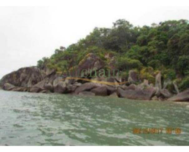 Foto de Área de terras à beira-mar situada em Ilhabela/SP