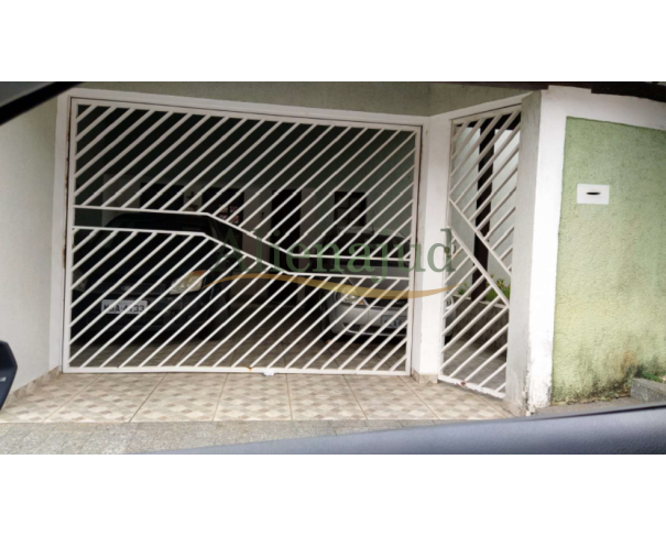 Foto de METADE IDEAL DE 50% - Um terreno c/ benfeitorias e 250m² 
