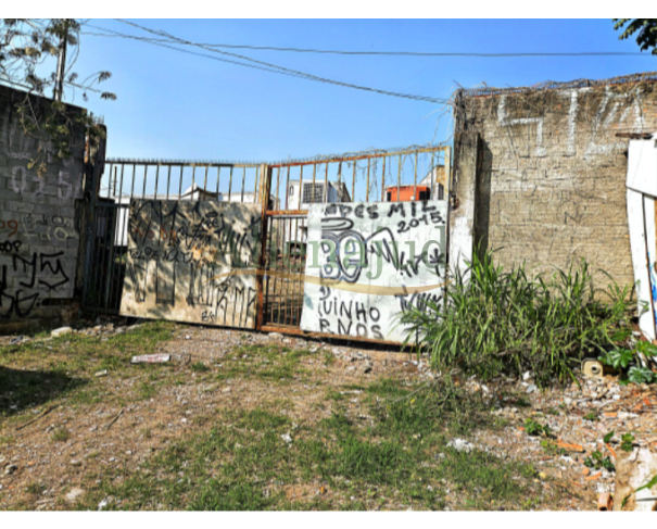 Foto de Dois lotes e dois terrenos - Ayrosa (Jardim Marieta) - Osasco/SP