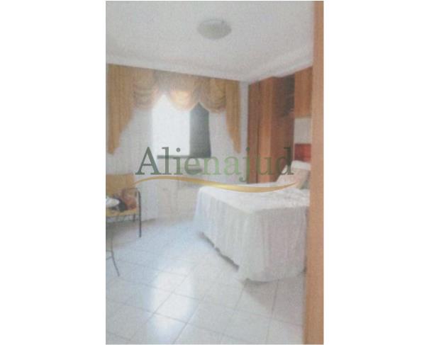 Foto de Apart. c/ área útil de 91,90 m² situado na Rua Alberto Veiga em Santos/SP