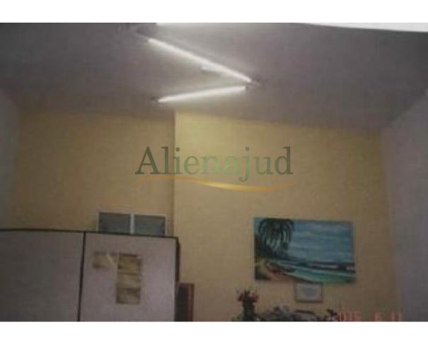 Foto de DIREITOS - Loja c/ área bruta total de 37,00m² situada na Av. Presidente Wilson em Santos/SP