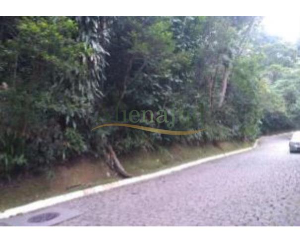 Foto de Lote 13 no loteamento Balneário Prainha Branca na cidade de Guarujá/SP c/ área total de 1.615,00m²
