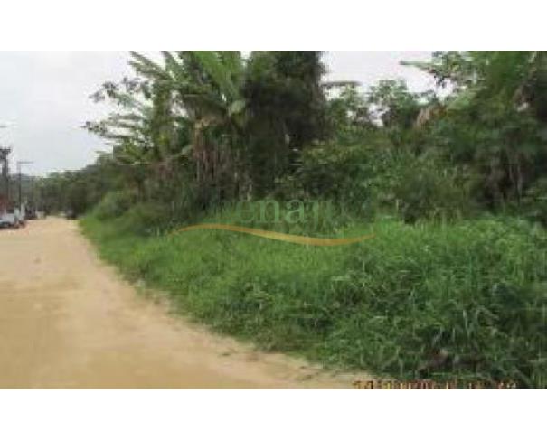Foto de Área de terras c/ 98.008,00m² situado na estrada Guarujá-Bertioga situado no Guarujá/SP