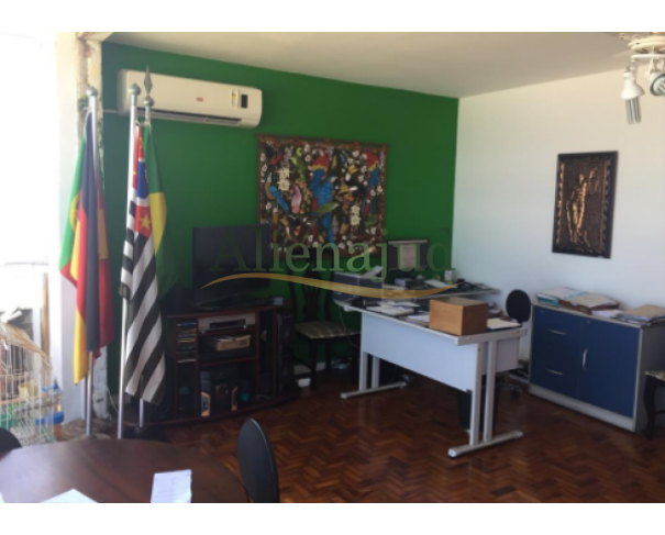 Foto de DIREITOS - Apart. c/ 3 dorms. e área útil de 135,223m² situado na Av. Vicente de Carvalho em Santos/SP