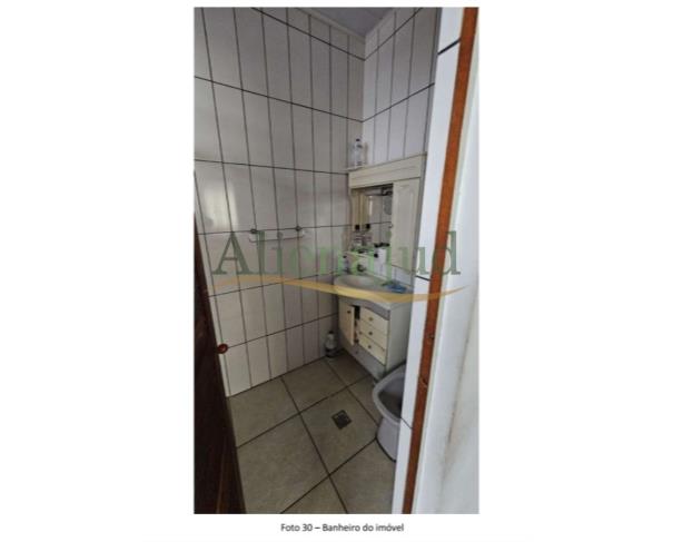 Foto de Residência c/ 60,90m² na Vila Valença em São Vicente/SP