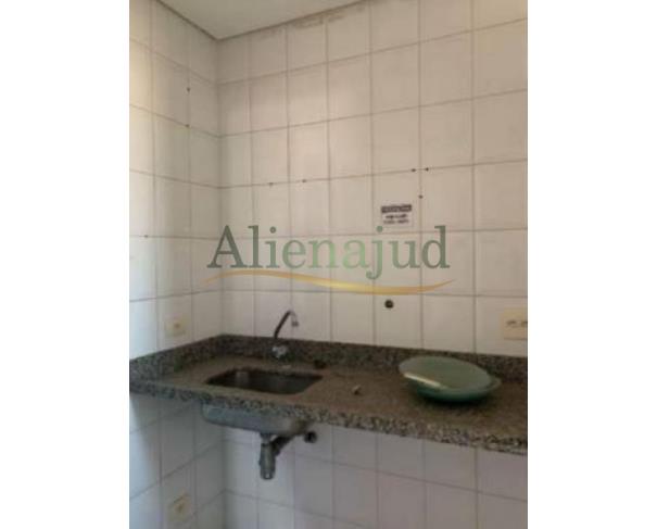 Foto de Conj. comercial c/ área privativa de 66,4600m² situado na Rua Joaquim Távora em Santos/SP
