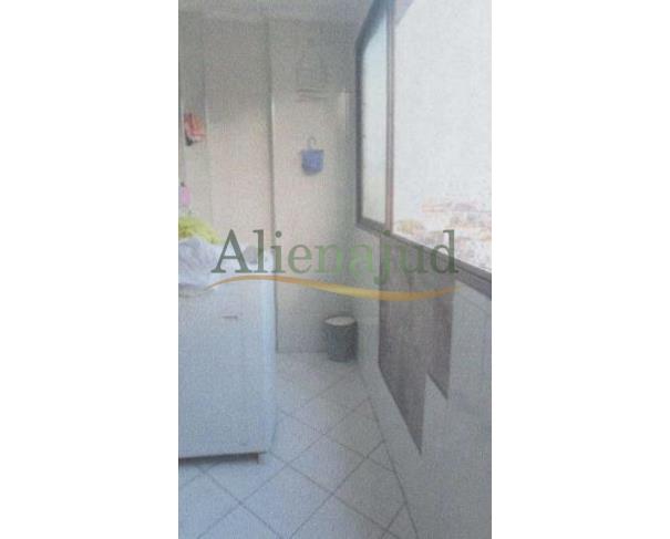 Foto de Apart. c/ área útil de 91,90 m² situado na Rua Alberto Veiga em Santos/SP