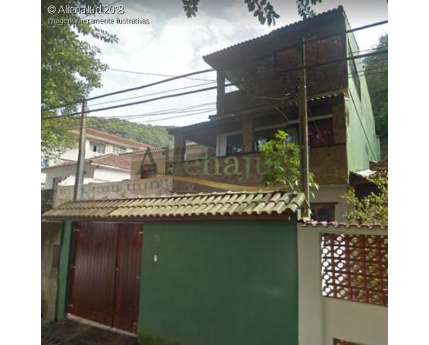 Foto de Casa Triplex c/ área média de 230m²- José Menino - Santos/SP