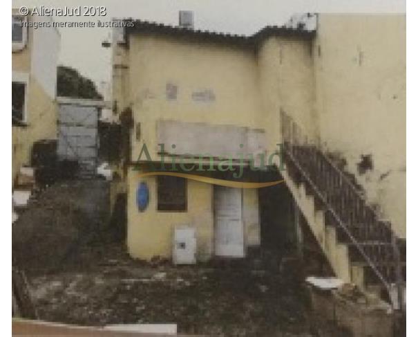 Foto de Um Prédio e seu respectivo Terreno c/ 579m² situados a Rua Chamantá - Vila Prudente - São Paulo/SP