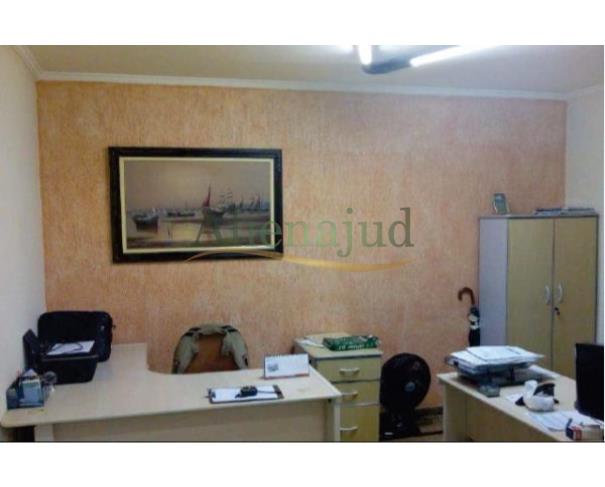 Foto de 50% do Conjunto c/ 42m² situado a Rua Amador Bueno - Centro - Santos/SP