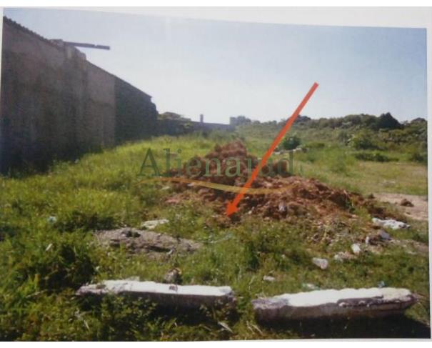 Foto de DIREITOS - Terreno c/ área de 127m² situado a Rua Vinte - Parque das Bandeiras - São Vicente/SP