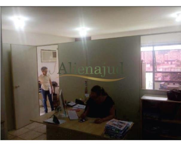 Foto de Direitos - Sala c/ área útil de 49m² situado a Av. Pedro Lessa - Embaré - Santos/SP