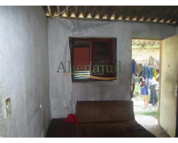 Foto de Terreno c/ 695m² situado a Rua F, s/n - Morro do José Menino - Santos/SP