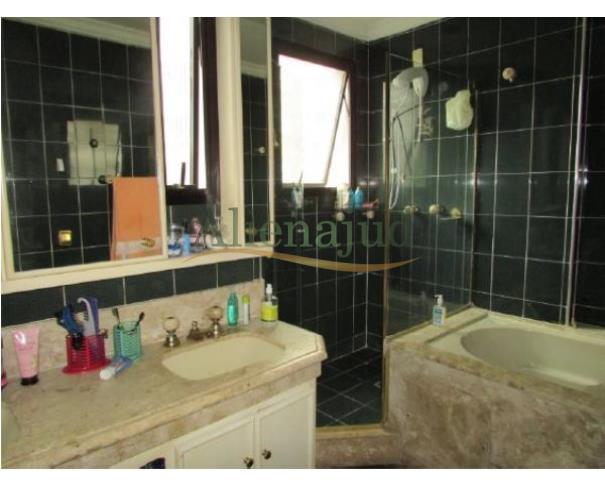 Foto de Apart. 4 suítes c/ área útil de 397m² situado a Rua Castro Alves - Embaré - Santos/SP