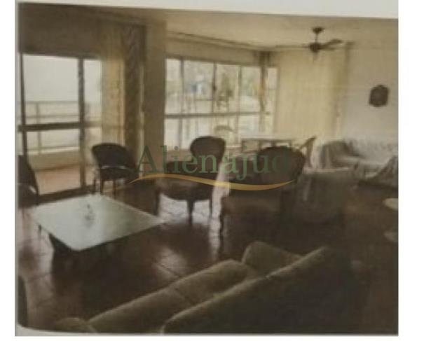 Foto de Apart. c/ área útil de 192m² situado a Av. Gen. Monteiro de Barros - Vila Luis Antonio - Guarujá/SP