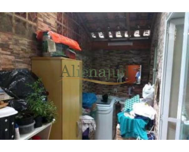 Foto de 33,33333% do Apart. tipo duplex situado à Rua Aureliano Coutinho - Santos/SP