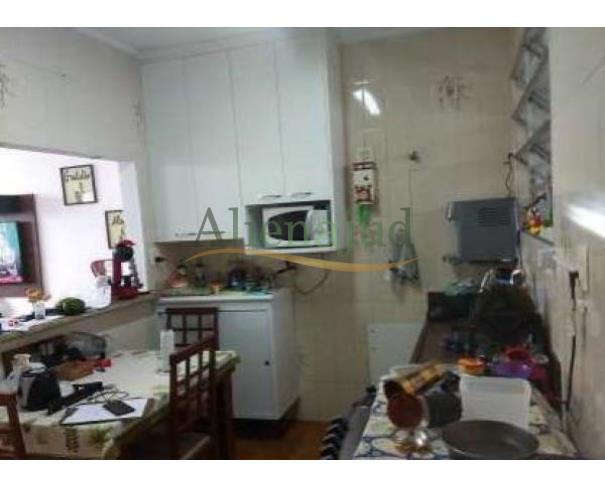 Foto de 33,33333% da CASA situada na Rua São José - Santos/SP