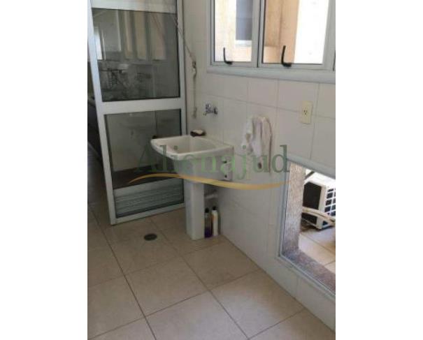 Foto de Apart. 3 dorms. c/ área privativa de 94,79 m² situado na Av. Marechal Deodoro em Santos/SP