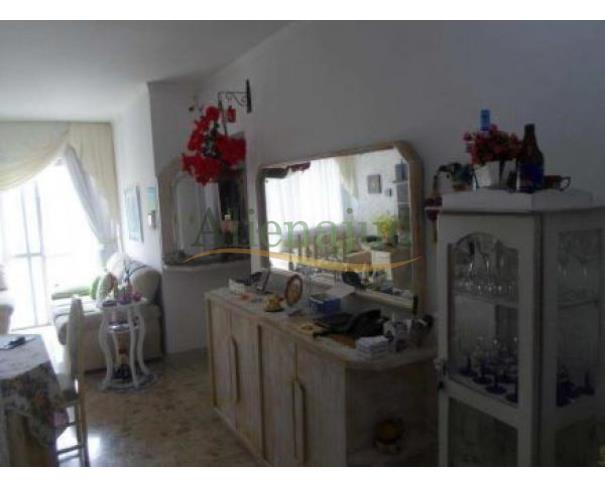 Foto de Apart. 2 dorms. c/ área útil de 74,40 m² situado na Rua Bassim Nagib Trabulsi em Santos/SP