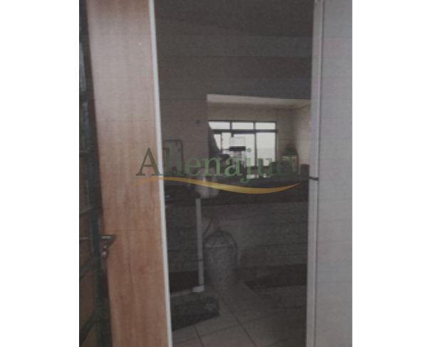 Foto de NUA PROPRIEDADE - Casa residencial c/ área de 150,00m² situada na Rua Guarani em Barueri/SP