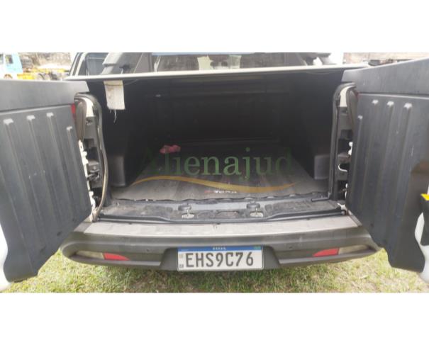 Foto de Carro Fiat Toro Freedom Turb AT6, branco, 2021/2022
