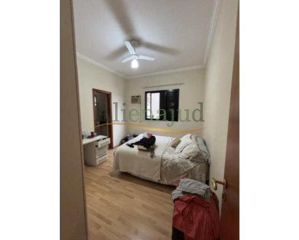 Foto de Apto. c/ 164m² e 3 suítes na Ponta da Praia em Santos/SP