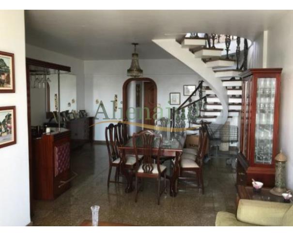 Foto de Apart. duplex c/ 4 dorms. e área útil de 361,72m² em Santos/SP