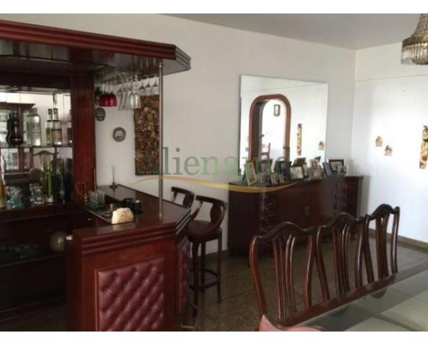 Foto de Apart. duplex c/ 4 dorms. e área útil de 361,72m² em Santos/SP