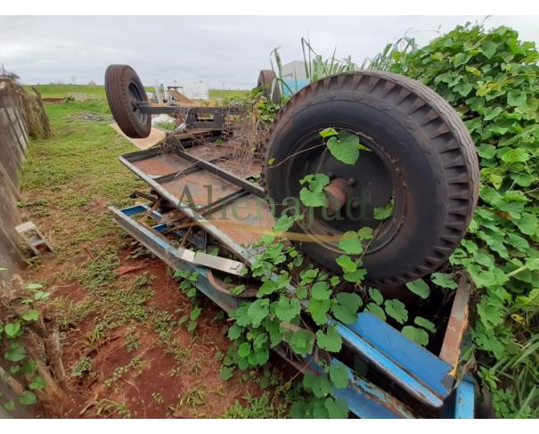 Foto de Diversos bens em sucata - Londrina/PR
