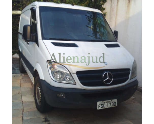 Foto de Uma Mercedes Benz branca, 415, CDI, Sprinter F, 2013/2013