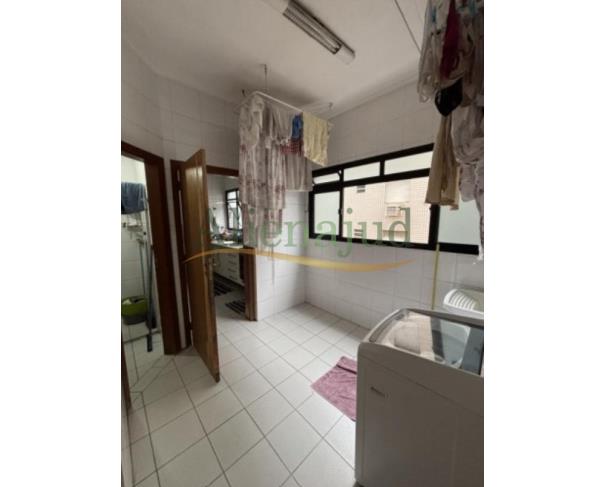 Foto de Apto. c/ 164m² e 3 suítes na Ponta da Praia em Santos/SP