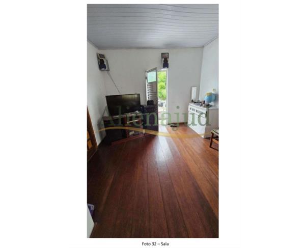 Foto de Residência c/ 60,90m² na Vila Valença em São Vicente/SP