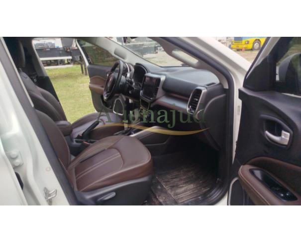 Foto de Carro Fiat Toro Freedom Turb AT6, branco, 2021/2022