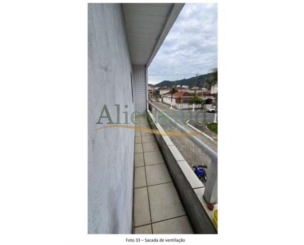 Foto de Residência c/ 60,90m² na Vila Valença em São Vicente/SP