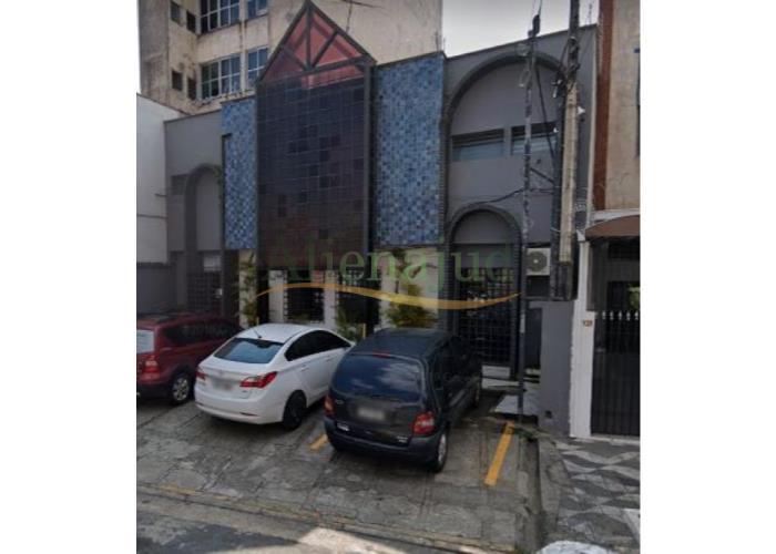 Imagem do imóvel Casa e respectivo terreno medindo 6,10m de frente, por 17,60m da frente aos fundos Imóveis em São Paulo/SP