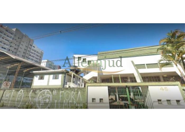Imagem do imóvel Um terreno c/ área de 8.158,78m² na Rua Doutor Carvalho de Mendonça Um terreno c/ área de 8.158,78m² na Rua Doutor Carvalho de Mendonça