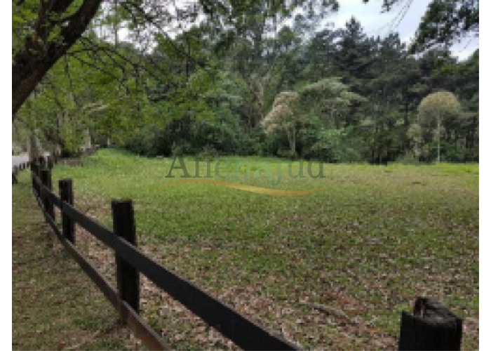 Imagem do imóvel Terreno c/ área de 2.857,79m² situado na Avenida Aquário Lotes de terrenos situados na Praça da Aldeia da Serra 2 em Barueri/SP
