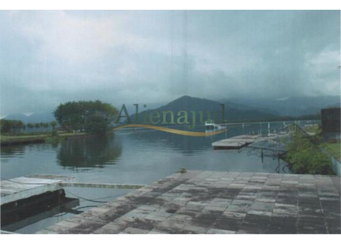 Imagem do imóvel DIREITOS - Loteamento Marina Guarujá c/ área de 2.340,00m² c/ casa térrea c/ 3 dorms. DIREITOS - Loteamento Marina Guarujá c/ área de 2.340,00m² c/ casa térrea c/ 3 dorms.