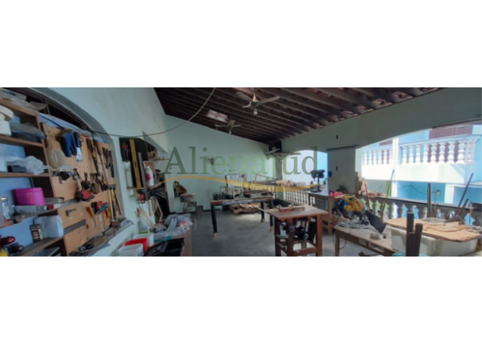 Imagem do imóvel Casa c/ 4 dorms. e área total de 273,70m² situado na Rua Águas de Lindóia Casa c/ 4 dorms. e área total de 273,70m² situado na Rua Águas de Lindóia