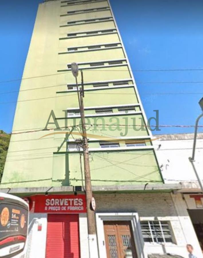 Loja c/ área útil de 40,49m² situada na Avenida São Francisco em Santos/SP