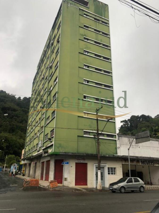 Apart. c/ área útil de 18,53m² localizado na Avenida São Francisco em Santos/SP