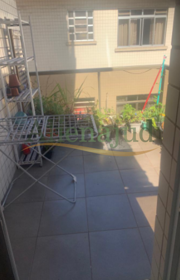 DIREITOS - Apart. c/ área útil de 122,70m² situado na Rua Ministro João Mendes DIREITOS - Apart. c/ área útil de 122,70m² situado na Rua Ministro João Mendes, localizado em Santos - SP