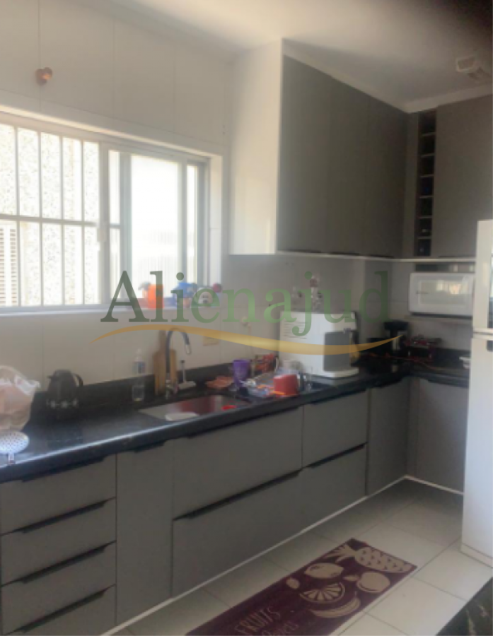 DIREITOS - Apart. c/ área útil de 122,70m² situado na Rua Ministro João Mendes DIREITOS - Apart. c/ área útil de 122,70m² situado na Rua Ministro João Mendes, localizado em Santos - SP