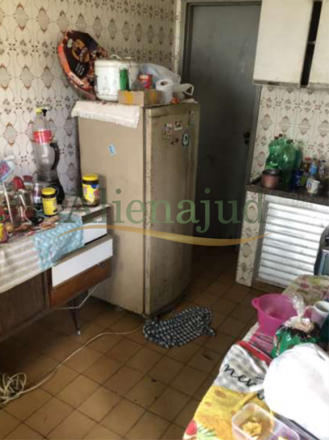 Chalé de Madeira situado na Avenida Monteiro Lobato - Vila Valença Chalé de Madeira situado na Avenida Monteiro Lobato - Vila Valença, localizado em São Vicente - SP