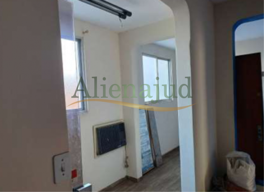 Conj. comercial c/ área útil de 38,70m² situado na Rua Adhemar de Figueiredo Lyra Conj. comercial c/ área útil de 38,70m² situado na Rua Adhemar de Figueiredo Lyra, localizado em Santos - SP