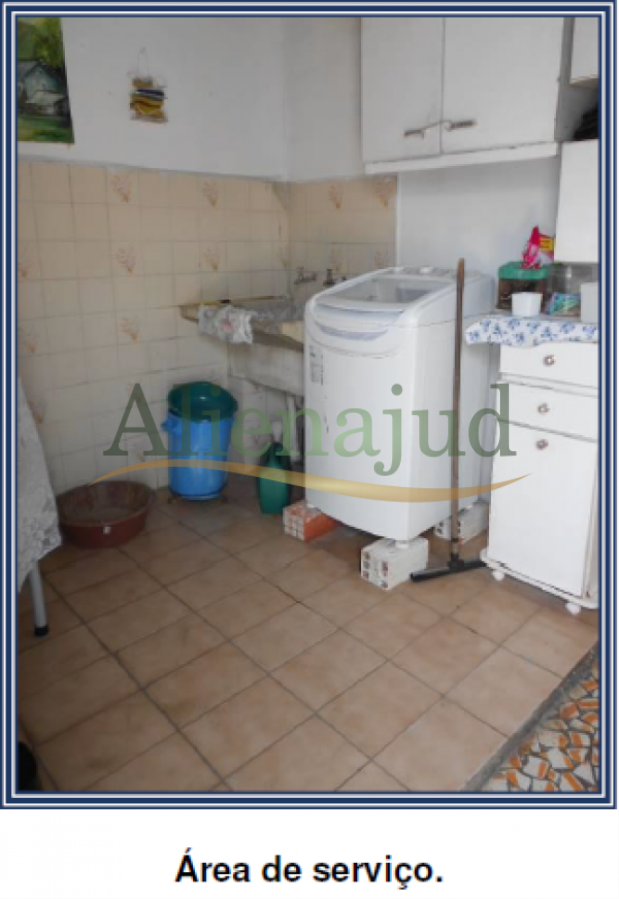 Casa c/ área de 182,00m² situado à Rua Tamuatá Casa c/ área de 182,00m² situado à Rua Tamuatá, localizado em São Paulo - SP