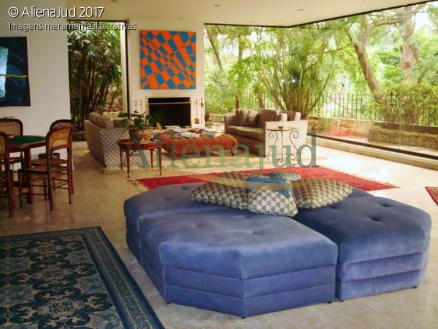 Casa no Bairro do Morumbi em São Paulo/SP Casa Alto Padrão no Bairro do Morumbi em São Paulo/SP, localizado em São Paulo - SP
