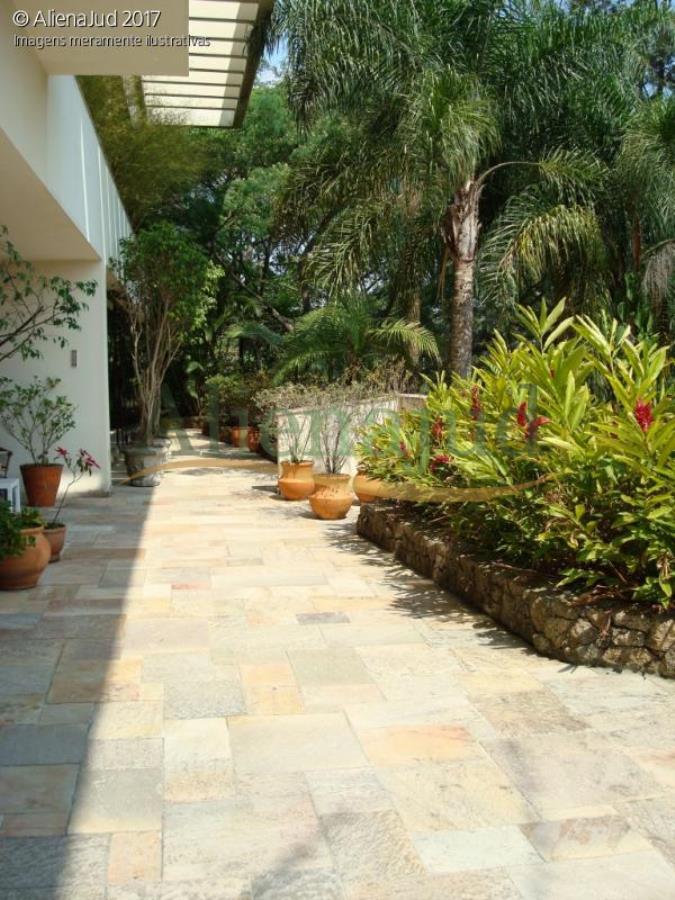 Casa no Bairro do Morumbi em São Paulo/SP Casa Alto Padrão no Bairro do Morumbi em São Paulo/SP, localizado em São Paulo - SP